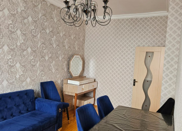 Xlrdalada 7 nomreli mektebin yaxlql 3 otaq heyet evi