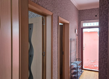 Xlrdalada 7 nomreli mektebin yaxlql 3 otaq heyet evi