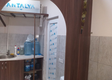 Balaxanı qəsəbəsi, əsas kücələrdən birində, 69 nömrəli