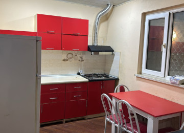 Xlrdalan Merkezde ICRA Hakimyetnin yanl 4 otaq heyet evi