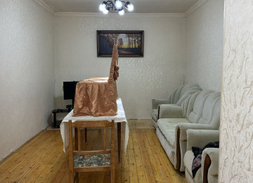 Xlrdalan Merkezde ICRA Hakimyetnin yanl 4 otaq heyet evi