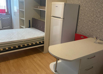 Xlrdalada AAAF PARKDA 1 otaq menzil kiraye verlir 25 kv qaz