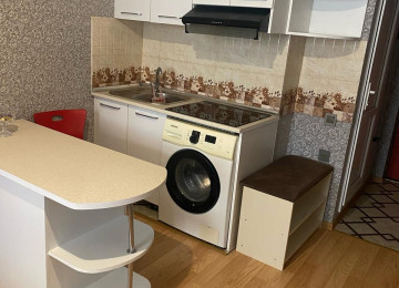 Xlrdalada AAAF PARKDA 1 otaq menzil kiraye verlir 25 kv qaz