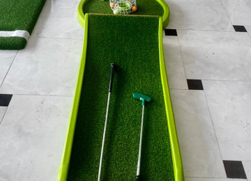 Açıq hava məkanında uşaq oyun meydançalarının,