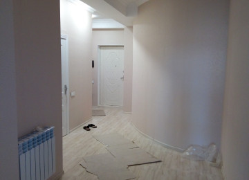 Xlrdalan Merkezde 2 otaq 450 azn H.Eliyev parknan uzbeyuz