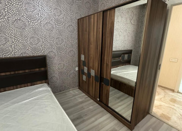 Xırdalan şəhəri, Nazlı petrol YDM-in yanında. 3 otaqlı