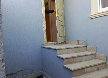 2 otaq heyet evi satllr Masazrda Masazlr qesebesi 2 otaq heyet evi 35.5 kv kupcall tecli