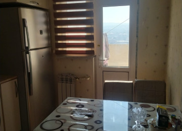 Xlrdalan kirsdal Abseron 2 de 1 otaq menzil kiraye verlir