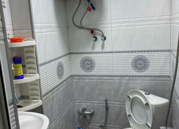 Mənzil AAAf park yaşayış kompleksində yerləşir,10 mərtəbəli