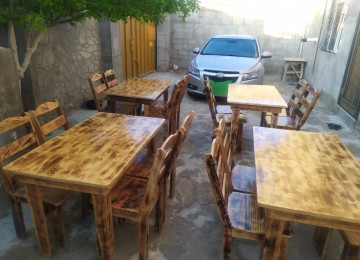 Bağ evləri və restoran (kafelər ) üçün masa ve stullar.