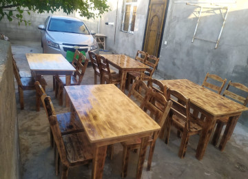 Bağ evləri və restoran (kafelər ) üçün masa ve stullar.