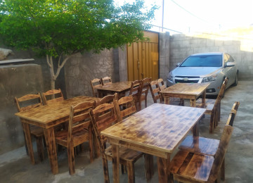 Bağ evləri və restoran (kafelər ) üçün masa ve stullar.
