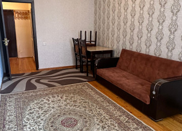 Xlrdalan H.Eliyev parkln yanl 2 otaq 62 kv 430 azn qaz isl