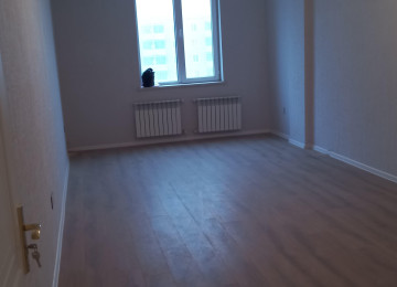 Saray mtk 14/13 u 2 otaq Metbex kolidorda nezerede tutulub