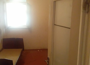 Nəsimi metrosundan 5 dəqiqəlik məsafədə həyət evimi kirayə