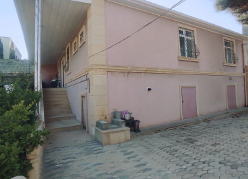 Qara Qarayev metrosu . Ayla Şadlıq Sarayının yanı . İpoteka