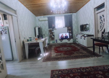 m.Q.Qarayev . heyet evi satilir . 4 sotda 4 otaqli kupcali Qara Qarayev metrosu . Ayla Şadlıq Sarayının yanı . İpoteka