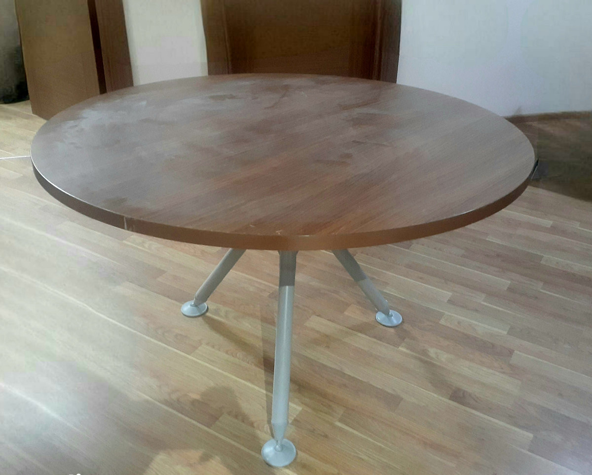 Kanada istehsalı Dairəvi stol 2 ədəd 1 ədədin qiyməti