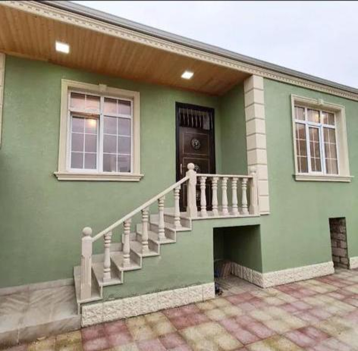 kreditle 2 otaqli ela temirli heyet evi Serfeli qiymete Kreditle ilkin odenis 18 min AZN odemekle