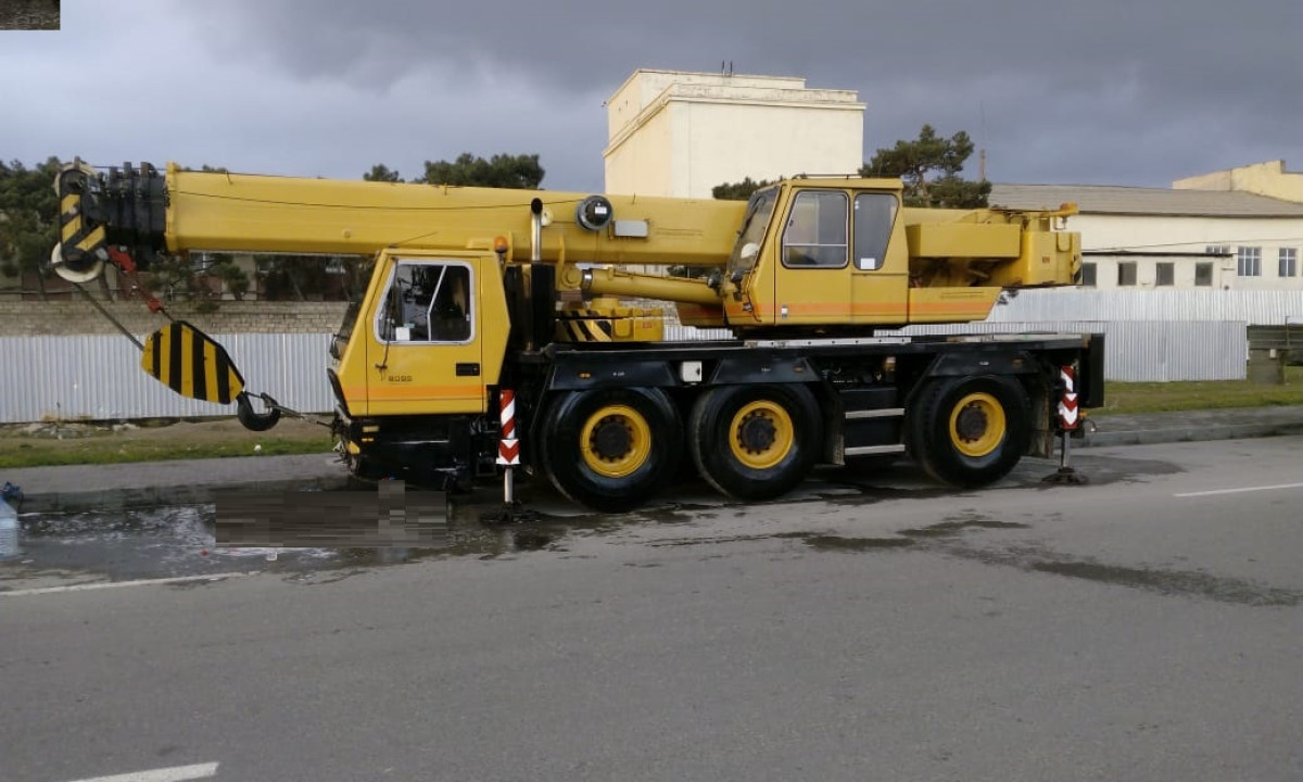 50 Tonluq Avtokran Avtokran "GROVE GMK3050" 50 Tonluq. Oxun uzunluğu 39 m.