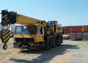 Avtokran "GROVE GMK3050" 50 Tonluq. Oxun uzunluğu 39 m.