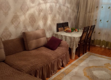 Ev əşyalı 43000 manata,əşyasız isə 41000 manata