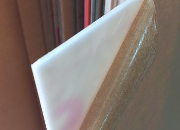 Orqsteklo satışı. Ölçüləri 1.22 x 1.83m Qalınlıqları: 2mm -