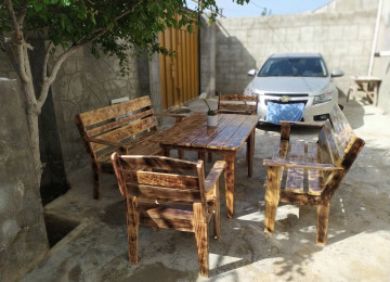 Bağ evləri, restoran (kafe , pub ) üçün taxta masa ve
