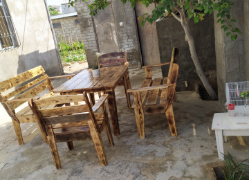 Bağ evləri, restoran (kafe , pub ) üçün taxta masa ve