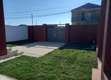 Cox tecili oldugu ucun bu giymete satilir ! Ev Mehdiabad