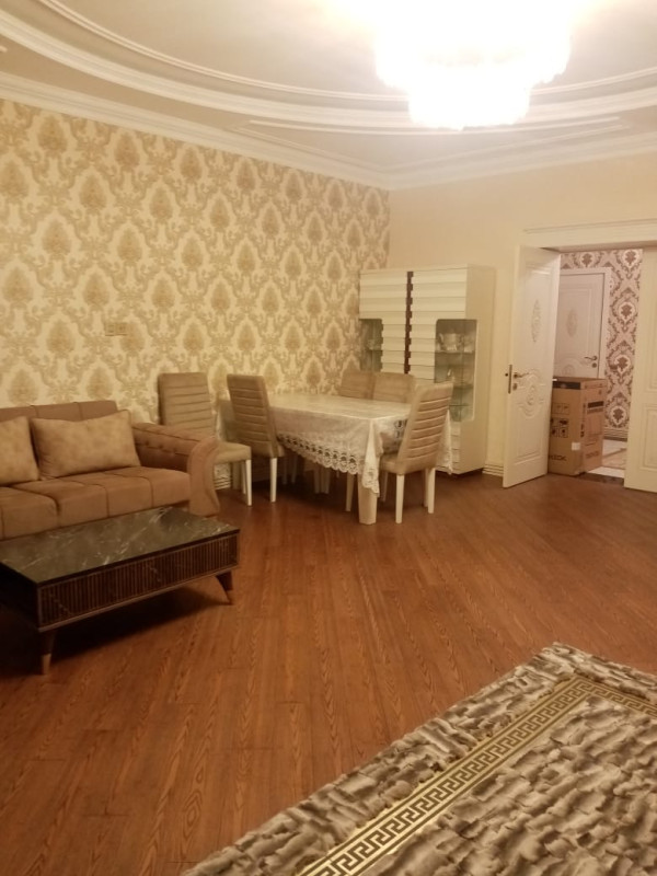 Main Yaşayış kompleksi MTK Main Yaşayış kompleksində 22 mərtəbəli binanın 7ci