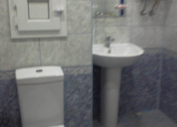 Əhmədli metrosunun çıxışında ev kirayə verirəm.1 otaq 2