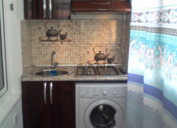 Əhmədli metrosunun çıxışında ev kirayə verirəm.1 otaq 2