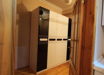 Xlrdalan bakl suqaylt yolun usdu 3 sayll mektebin yaxlql Ev