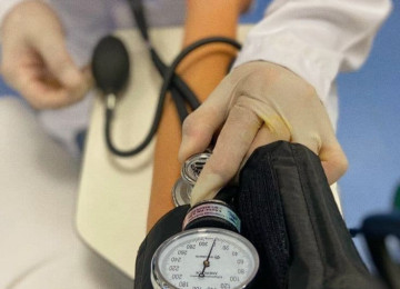 🥼💉 Tibb bacısı (qardaşı) 1 illik kursdur. Dərslər nəzəri və