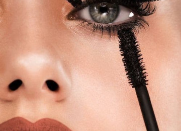 💁🏻‍♀️Vizajist kursunda öyrədilir: - Makiyajın sirrləri; -