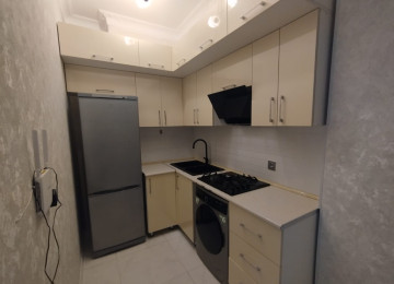 Mənzil AAAF parkda Narınc market və Bravo marketin