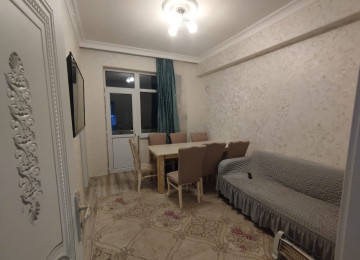 Mənzil AAAF parkda Narınc market və Bravo marketin