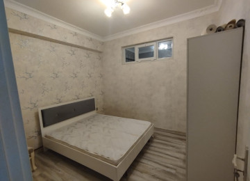 Mənzil AAAF parkda Narınc market və Bravo marketin