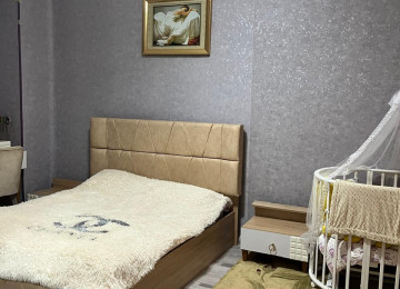 Azadliq m.st .Rəsulzadə qəs.İravan dram teatrinin (Klub)