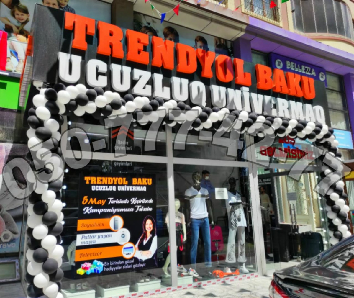 Achilishlarin shar bezenmesi. Dukan sarlar. Magaza