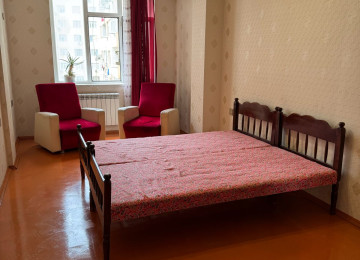 Xlrdalan 2 otaq menzil kiraye verlir 350 azn 70 kv Yeni