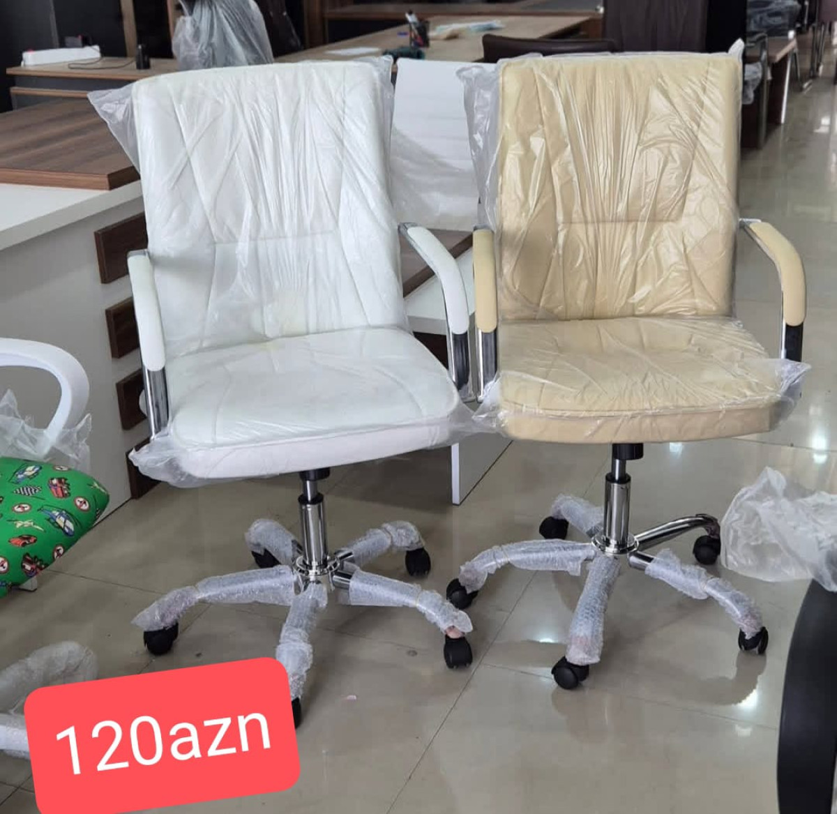 Ofis kreslosu Ofis kreslosu Hazır əldə var Anbardan birbaşa satış Qiyməti