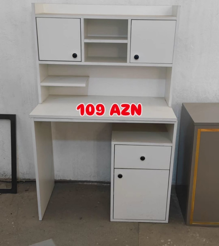 Yazı masası Yazı masası Sifarişlə hazırlanır Rəng seçimi var Ölçü