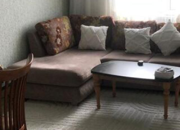 Xırdalanda , İcra hakimiyyəti və 1 nömrəli məktəbə yaxın ,2