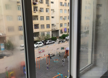 Riyat TM ile uzbeyuz qanuni 3 otaq menzil 83 kv Menzil