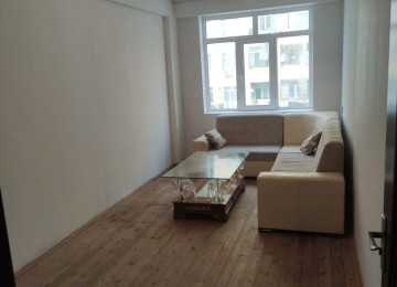 Riyat TM ile uzbeyuz qanuni 3 otaq menzil 83 kv Menzil