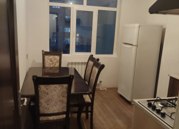 Riyat TM ile uzbeyuz qanuni 3 otaq menzil 83 kv Menzil