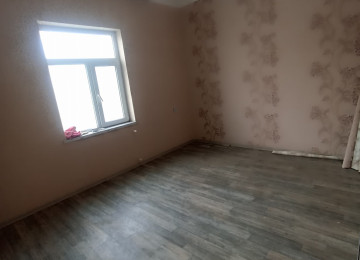 Xlrdalan Azbitam terefde yeresir 3 otaq heyet evi satllr