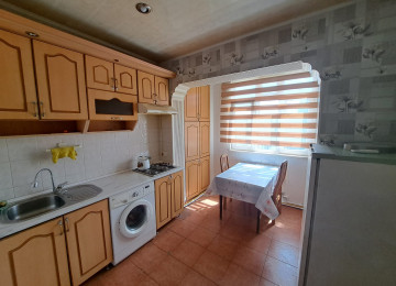 Xırdalan, köhne bazarın yaxınlığında 9 mərtəbəli binanın 5